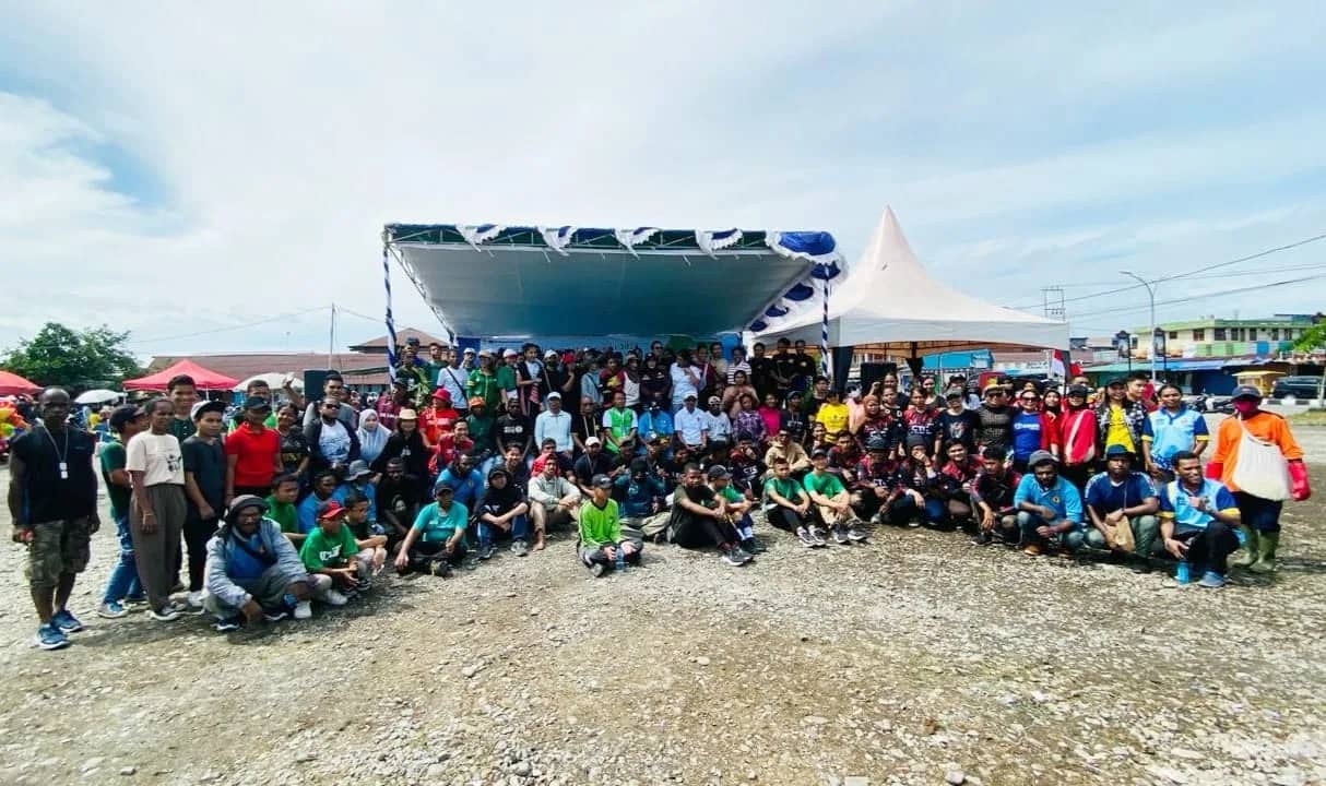 Ilustrasi berita LENSA FOTO: Parade Foto Rangkaian Perayaan Hari Peduli Sampah Nasional, PTFI Bersama Pemda Mimika Lakukan Aksi Bersih Kota Timika