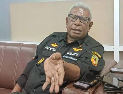 Ilustrasi berita Mimika: APBD Mimika TA 2024 Sudah Mulai Dilelang, Wakil Bupati : Pokja Jangan Menambah Persyaratan yang Tidak Masuk Akal