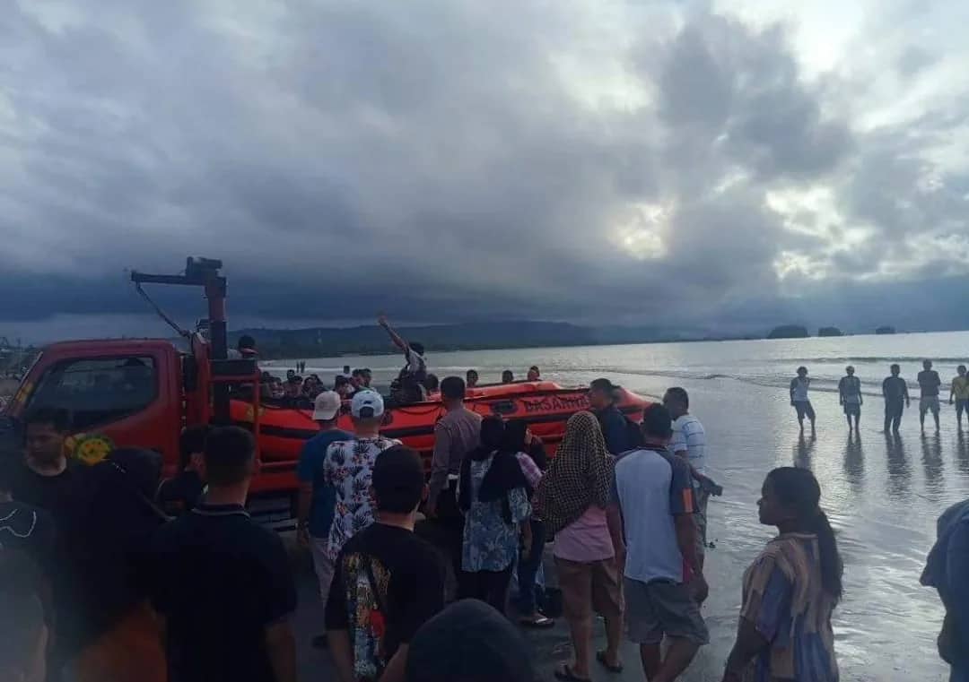 Ilustrasi berita JAYAPURA: Libur Lebaran Berakhir Duka, Dua Anak Hilang Terseret Ombak Pantai Holtekamp