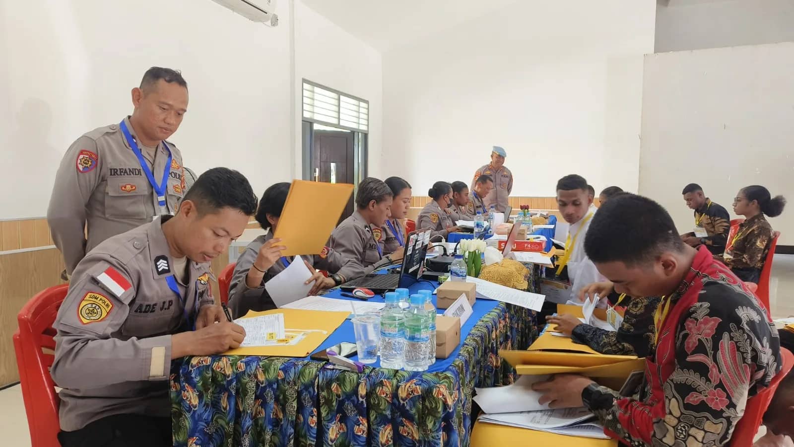 Ilustrasi berita Mimika: 3.319 Peserta Gugur Seleksi Administrasi, Pendaftar Bintara Polri Polda Papua Tersisa 11.265, Sub-Panda Timika Diikuti 6 Polres