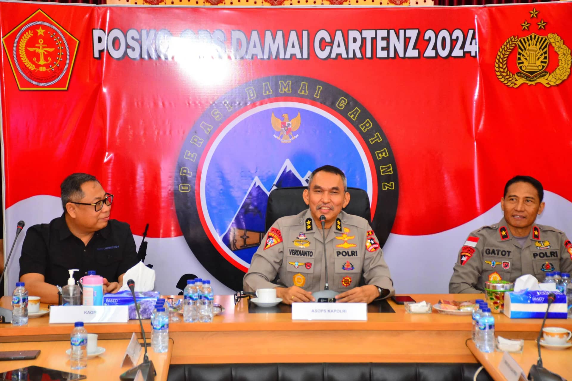 Ilustrasi berita Mimika: Tiba di Timika, Asops Kapolri Lakukan Supervisi Ops Damai Cartenz Tahun 2024