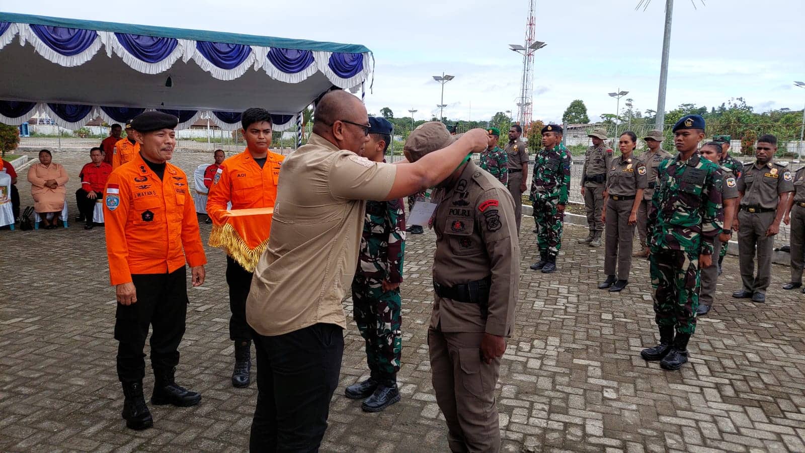 Ilustrasi berita Mimika: Topografi Mimika Rawan Kecelakaan, Basarnas Beri Pembekalan Potensi SAR di Bidang MFR