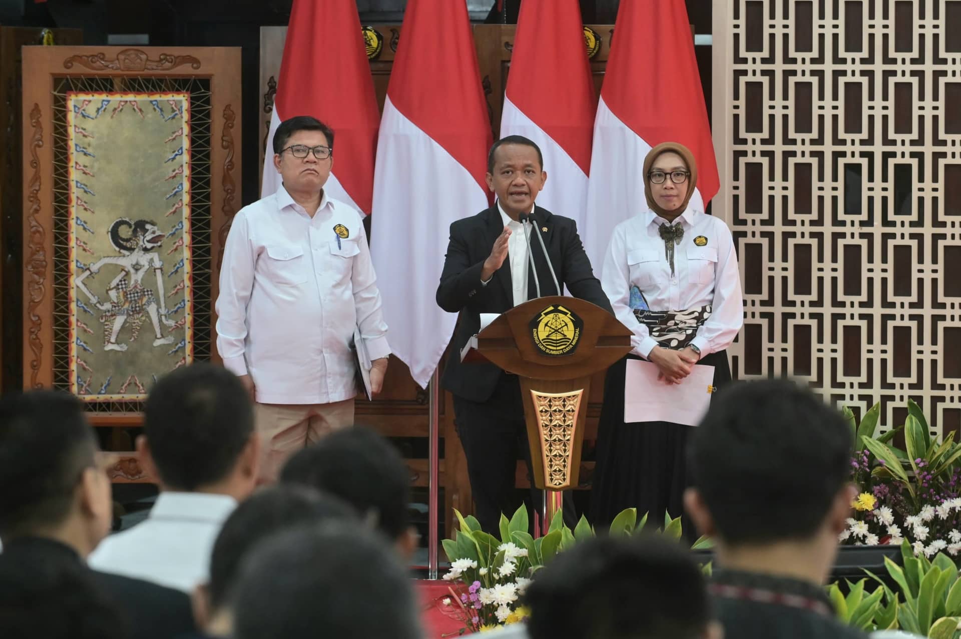 Ilustrasi berita Nasional: PLN Siap Laksanakan RUPTL 2025–2034 untuk Tingkatkan Investasi, Serap Tenaga Kerja, dan Perkuat Ekonomi Mikro