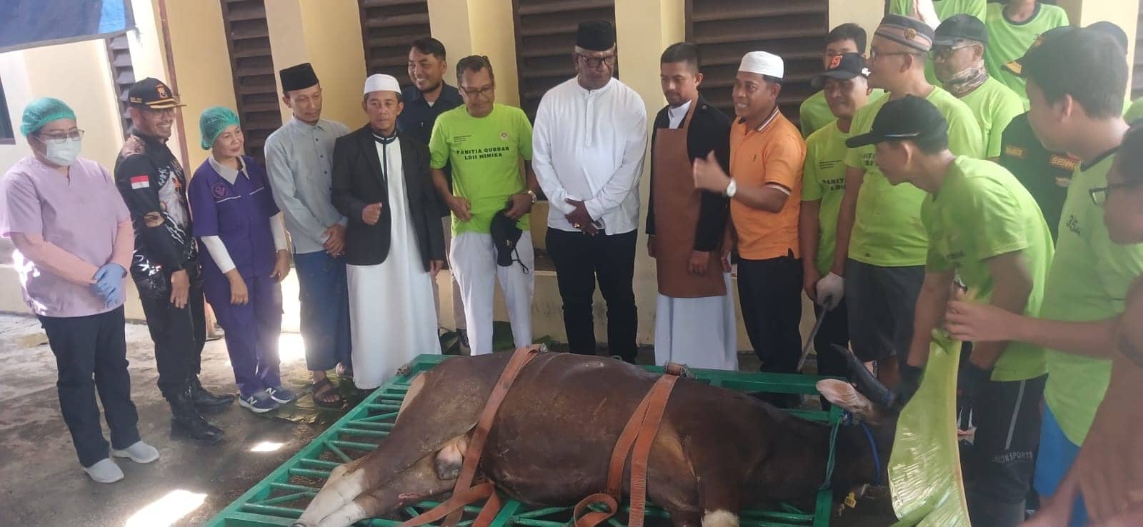 Ilustrasi berita Mimika: Ucapkan Selamat Idul Adha, Bupati Mimika Apresiasi Penyembelihan Hewan Kurban di Masjid LDII Miftahul Huda