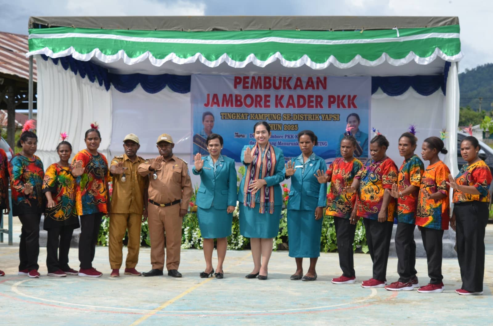 Ilustrasi berita JAYAPURA: Ketua PKK Kabupaten Jayapura Buka Jambore PKK Tingkat Kampung Distrik Yapsi, Bantu Atasi Stunting Pada Masyarakat