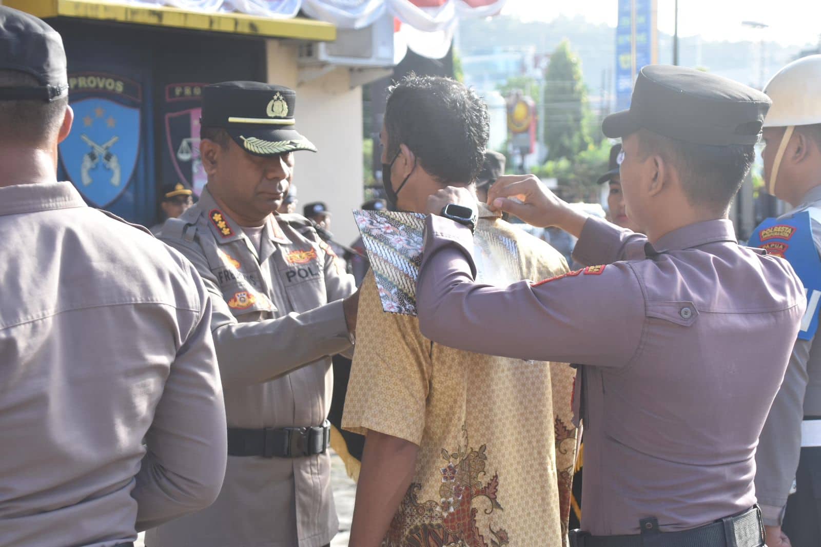 Ilustrasi berita JAYAPURA: Dua Anggota Polisi di Jayapura Dipecat, Ini Penyebabnya