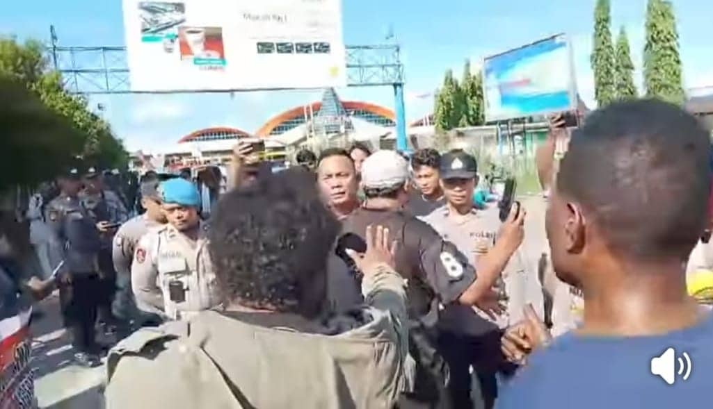Ilustrasi berita JAYAPURA: Pemukulan Terhadap Panji Mangkunegoro di Bandara Sentani Diduga Terkait Demo Tolak Kedatangan Mendagri