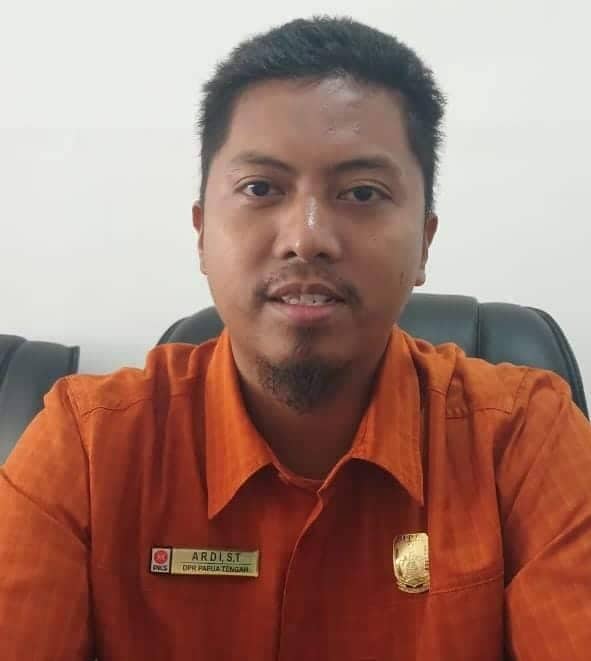 Ilustrasi berita Mimika: Dinilai Sosok yang Tepat, Legislator Apresiasi Penunjukan Samuel Yogi Sebagai Plt Kepala Dinas Koperasi dan UMKM Mimika