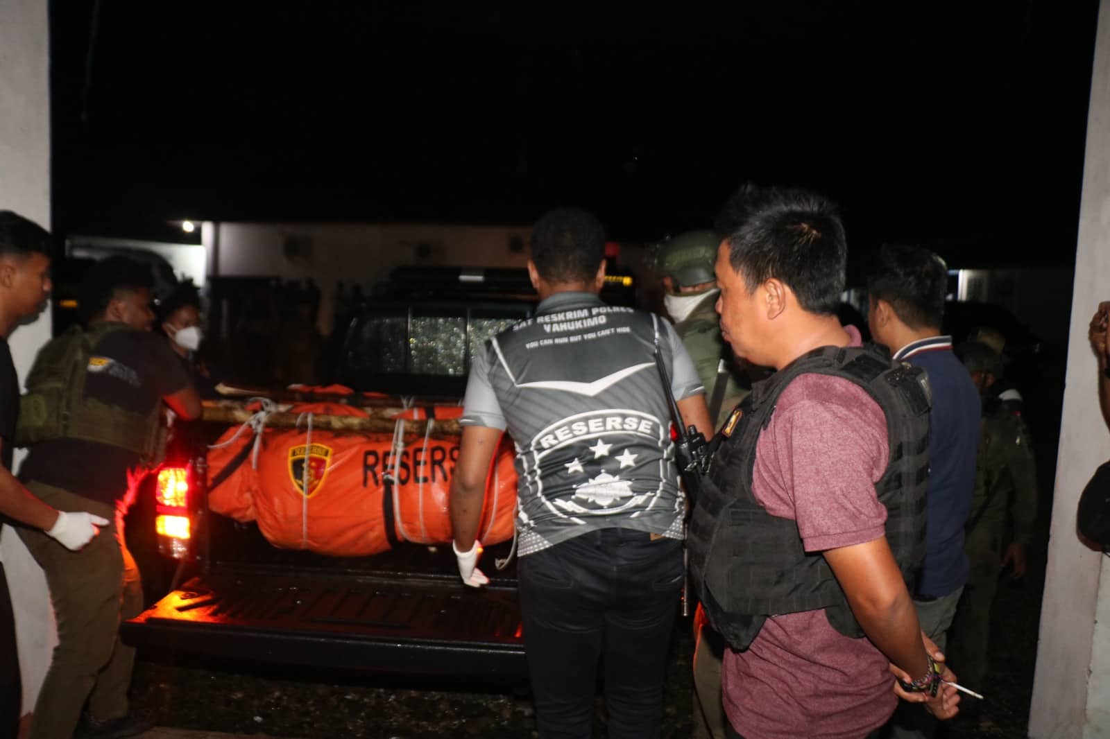 Ilustrasi berita Papua: Tragedi Yahukimo: 7 Jenazah Korban Pembantaian OPM Dievakuasi, 5 Warga Berhasil Diselamatkan
