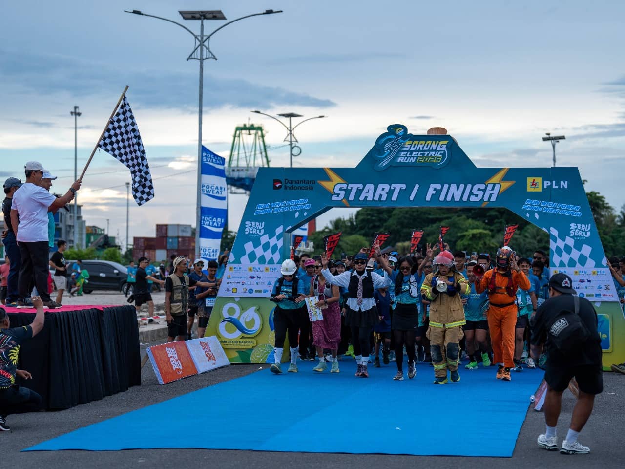 Ilustrasi berita BERITA UTAMA: Antusiasme Tinggi, 1.000 Pelari Meriahkan Sorong Electric Run 2025