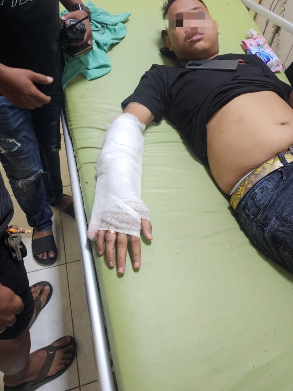 Ilustrasi berita Jayapura: Kepergok Masuk Kediaman Warga, Oknum Polisi Tembak Pemilik Rumah di Jayapura
