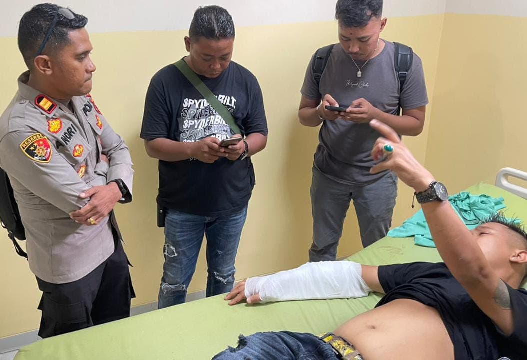 Ilustrasi berita Jayapura: Kapolresta Benarkan Oknum Anggota Polri Tembak Warga di Waena, Kombes Maclarimboen: Pelaku Diproses Hukum dan Etik