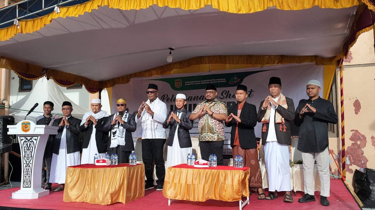 Ilustrasi berita Mimika: Hujan Tak Surutkan Kekhidmatan, Ribuan Jamaah Tetap Padati Salat Id di Mimika, Ini Pesan Bupati Rettob...