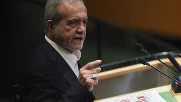 Pezeshkian Sebut 14 Juta Warga Iran Siap Rela Mati Bela Negara