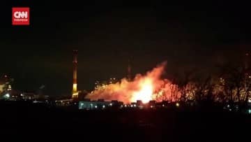 Ukraina Serang Kilang Minyak Rusia, Tanggapi Dispensasi AS