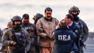 AS Longgarkan Sanksi, Venezuela Bisa Bayar Pengacara Maduro