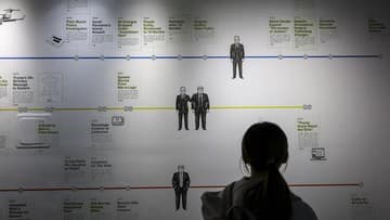 Ilustrasi berita INTERNASIONAL: Ruang Baca Pop-up di Manhattan Tampilkan 7,7 Ton Dokumen Epstein