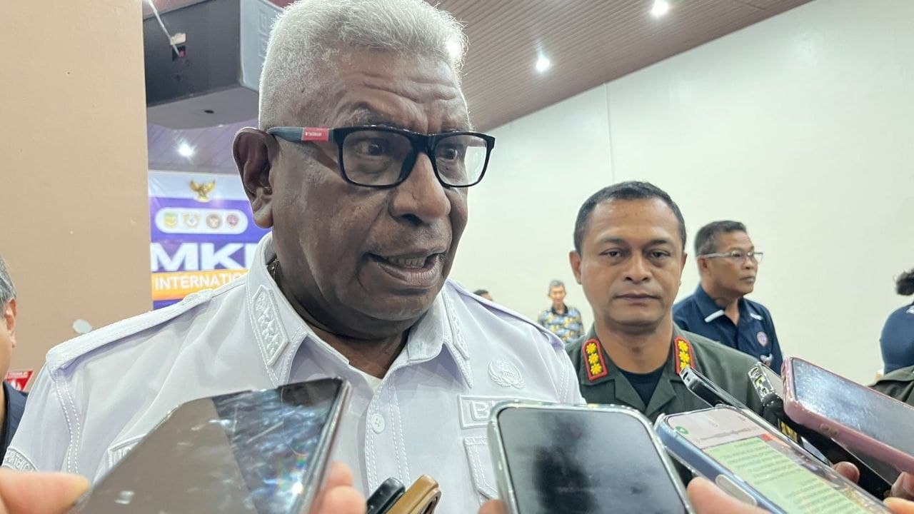 Ilustrasi berita MIMIKA: Jangan Hanya Bebankan DLH, Bupati Mimika Ancam Denda Rp 25 Juta Bagi yang Buang Sampah Sembarangan