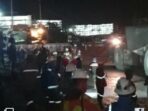 Freeport Dianggap Berbohong, Malam ini Karyawan Kembali Blokir Jalan Tambang