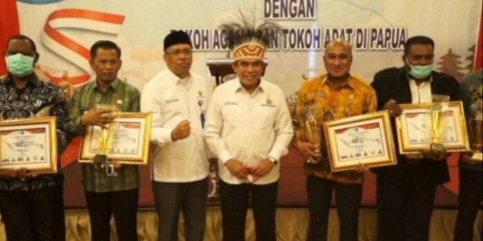 Menteri Agama Bangun ‘Jembatan Kesetiakawanan’ dari Aceh Hingga Papua