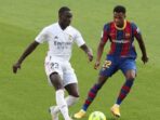 Usai Hajar Real Betis, Pemain Muda Barcelona Naik Meja Operasi