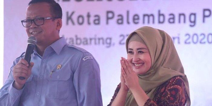 Didampingi Istri, Siapakah Pendana Perjalanan Edhy Prabowo