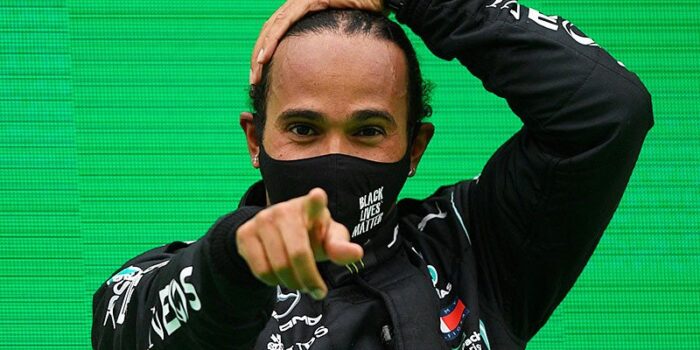 Hamilton punya waktu hingga tes pramusim untuk teken kontrak Mercedes