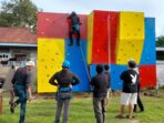 Tiga Wartawan Ikut ‘Uji Nyali’ dalam Olahraga Wall Climbing