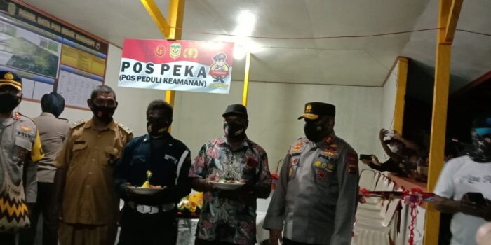 Polisi Selalu Datang Terlambat, Kapolda Papua Resmikan Poskamling Induk Nawaripi