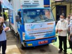 Bulan Mutu Karantina, Komisi IV DPR RI dan KKP Serahkan 500 Paket Ikan Mutu kepada Masyarakat