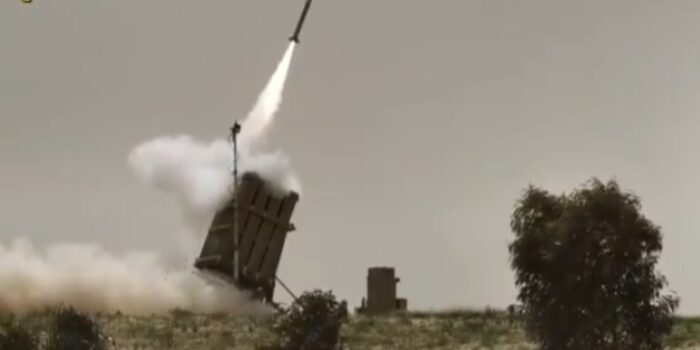 Iron Dome, “Juru Selamatnya” Israel, Sudah Rontokkan 2400 Roket Hamas, Bagaimana Cara Kerjanya ?