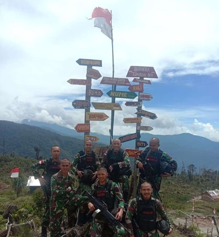 Anggota Yonif Raider 900/SBW yang bertugas di Puncak Jaya