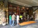 Rombongan Petinggi TNI dan Polri Tiba di Timika, Panglima : Bertemu Langsung Komandan Satuan !!!