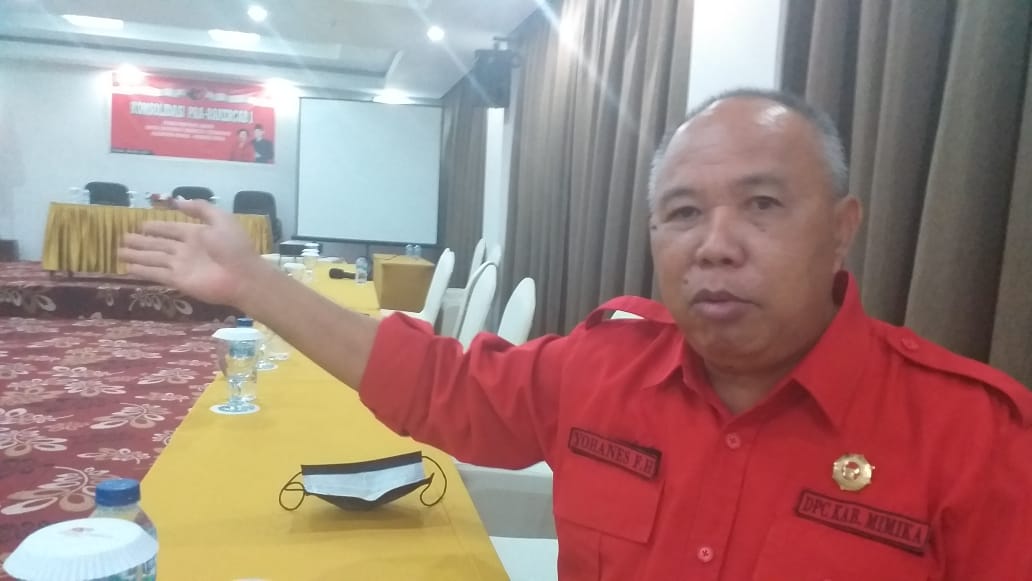 Ketua DPC PDIP Kabupaten Mimika, Yohanes Feliks Helyanan