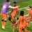 Bek Belanda Denzel Dumfries (tengah) menjadi kemenangan 3-2 Belanda atas Ukraina dalam laga Grup C Piala Eropa 2020 di Johan Cruyff Arena di Amsterdam, 13 Juni 2021