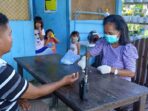 Berbekal RDT, Lima Kader Malaria Nawaripi Periksa Pasien Hanya 5 Menit