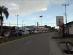 Kendaraan Menumpuk di Jalan Yos Sudarso, Anggota DPRD Mimika Minta Kadishub Hentikan Kebijakan Tidak Masuk Akal