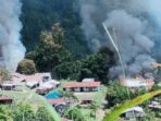 Anggota Yonif Terkena Tembakan, Teroris KKB Bakar Fasilitas Umum dan Bank Papua di Pegunungan Bintang