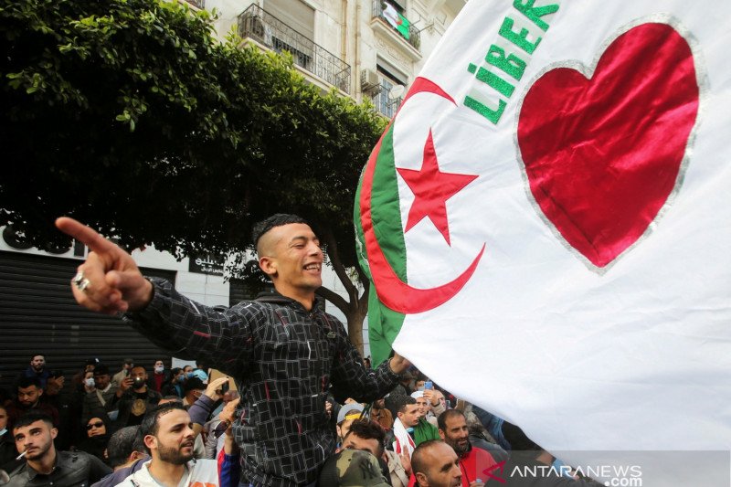 Protes Algeria