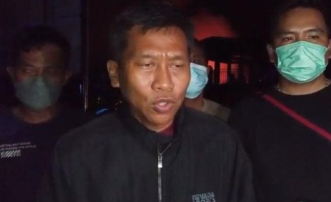 Kapolres Manokwari AKBP Dadang Kurniawan Winjaya di lokasi kejadian kebakaran di pasar sentral Wosi Manokwari.