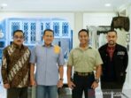 Ketua MPR RI Bambang Soesatyo menerima kunjungan Panglima TNI Jenderal Andika Perkasa di kediaman pribadinya di Jakarta, Minggu (28/11) malam.