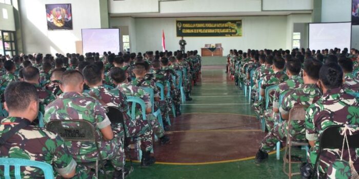 Waaster Kasad Berikan Pengarahan Prajurit TNI AD BKO Papua Barat
