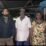Foto: Istimewa Keluarga Bapak Ifo Maurita berpose bersama Donald Rajagukguk usai bertemu dengan Bapak Linus Tirinauw.