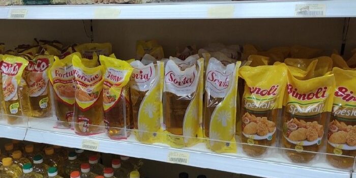 Minyak goreng merk Bimoli di Jayapura turun Rp 14.000/liter