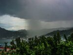 Pusat Kota Jayapura, Papua diguyur hujan lebat selama 30 menit, Sabtu (24/4/2021)
