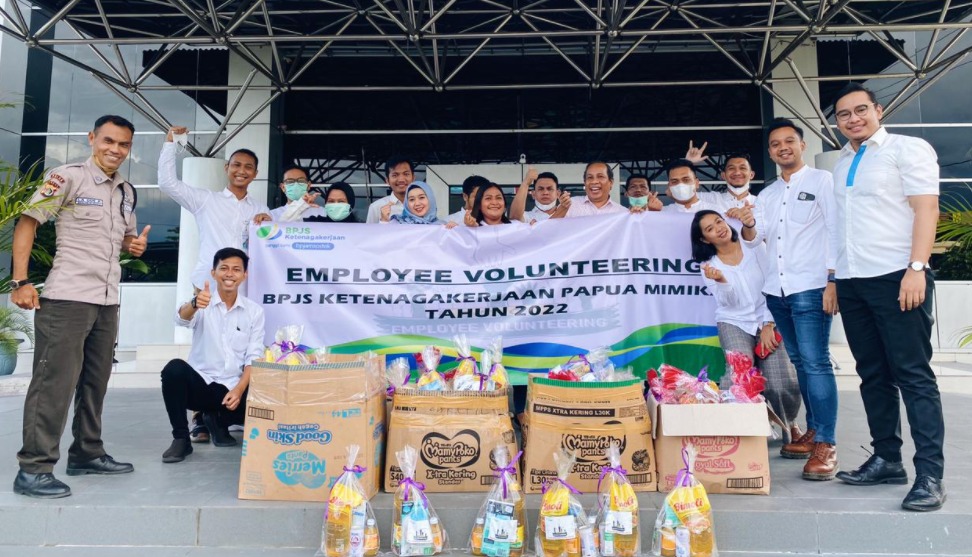 Employee volunteering BPJS Ketenagakerjaan Papua Mimika.