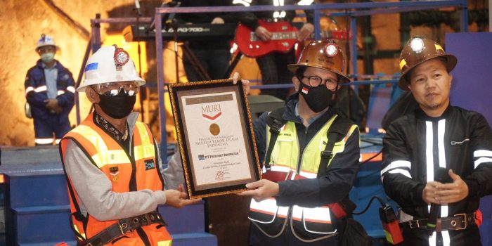 Rekor MURI Catat Pertunjukan Musik Terdalam 1.220 Meter di Bawah Permukaan Tanah