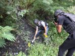Polisi Olah TKP Kasus Penembakan Tukang Ojek oleh KKB di Puncak Jaya