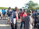 Wakil Bupati Mimika Disambut Ratusan Warga di Pelabuhan Kokonao, 9 Media Back Up Publikasi Rekonsiliasi Mimika Wee