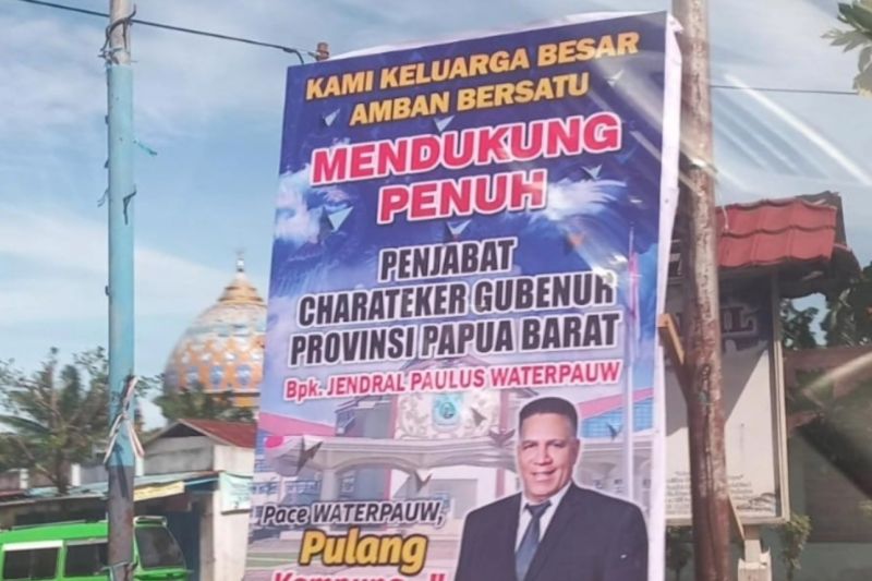 Potret dukungan warga kelurahan Amban Manokwari Barat terhadap Komjen Pol Paulus Waterpauw sebagai penjabat Gubernur Papua Barat